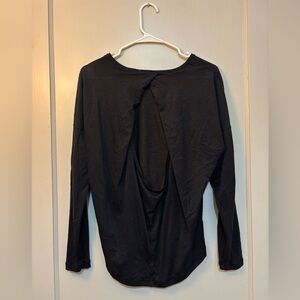 Women’s Lululemon Black Long Sleeve Shirt with Cutout